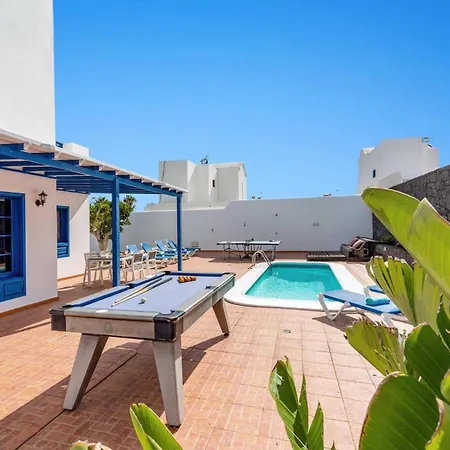 Sofia Lanzarote By *