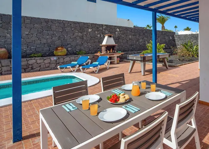 Sofia Lanzarote By *